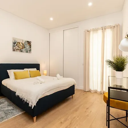 Akisol Shell Apartment